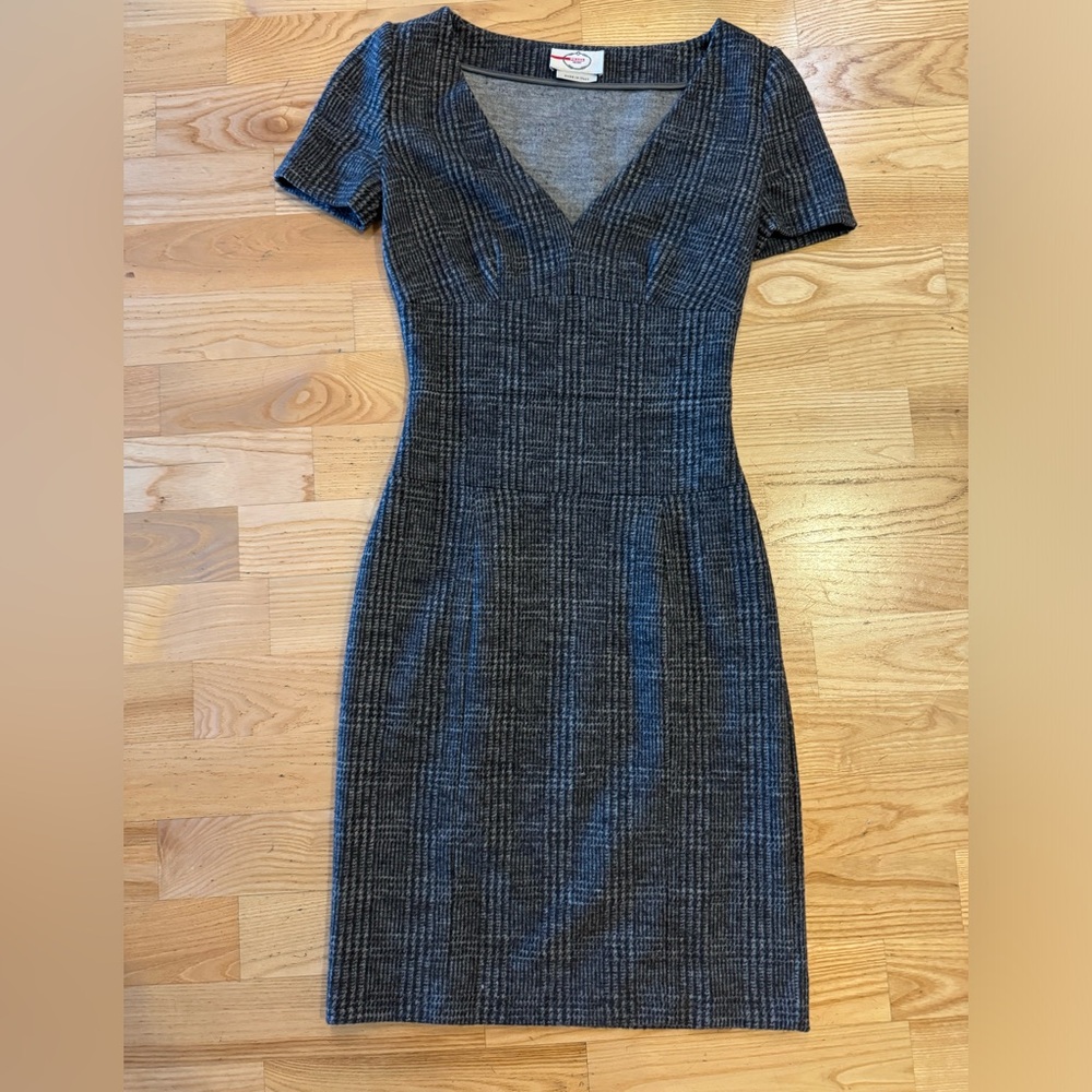 Prada fitted dress 38 xs
